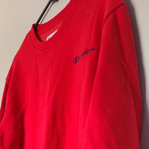 Authentic Champion Red crewneck sweatshirt with embroided logo - Picture 2 of 6